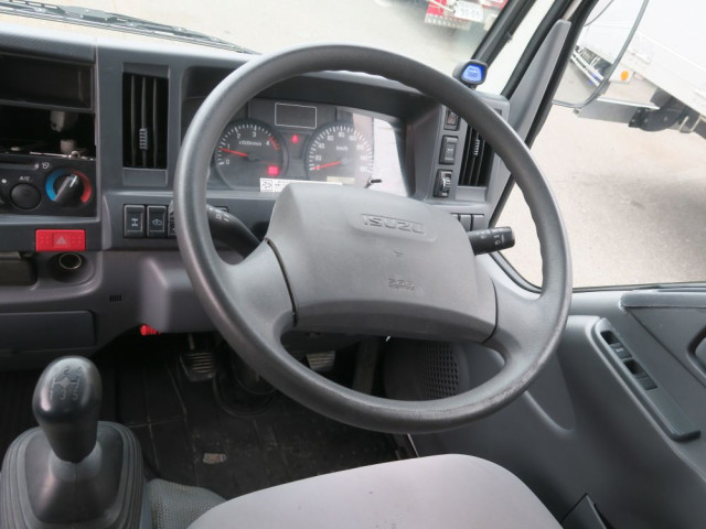 いすゞ エルフ 小型 バン TPG-NJS85AN(103854) 27枚目