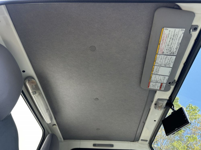 いすゞ エルフ 小型 バン TPG-NJS85AN(103854) 28枚目