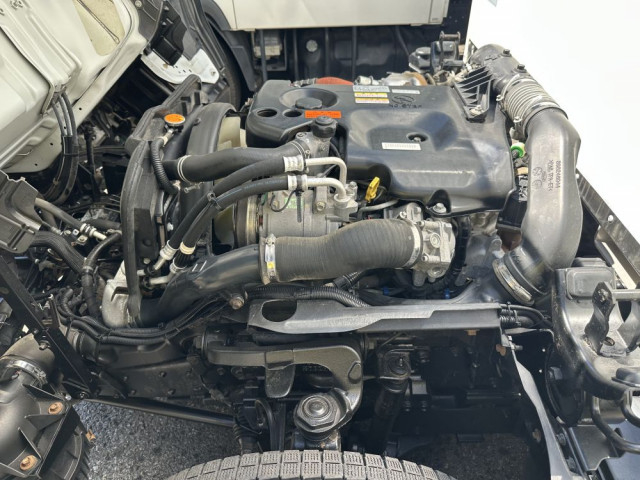 いすゞ エルフ 小型 バン TPG-NJS85AN(103854) 33枚目