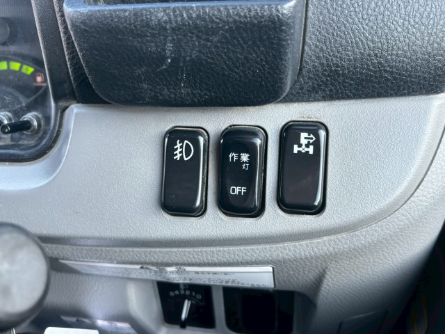三菱ふそう キャンター 中型 平ボディ（クレーン付） TPG-FEB50(103855) 31枚目