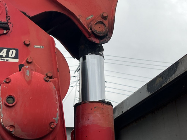 いすゞ フォワード 中型 平ボディ（クレーン付） TKG-FRR90S2(103859) 17枚目