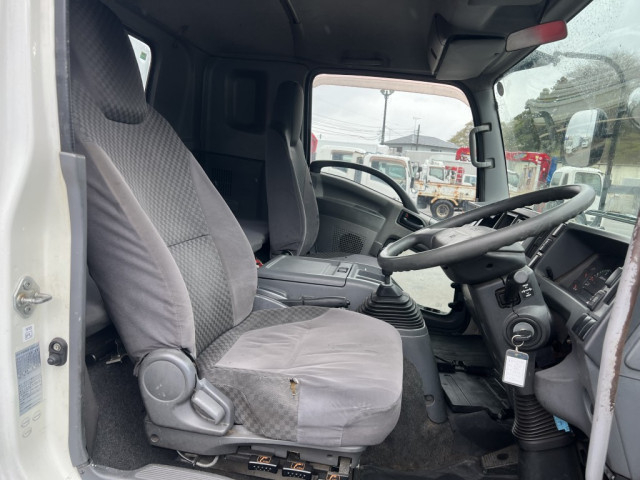 いすゞ フォワード 中型 平ボディ（クレーン付） TKG-FRR90S2(103859) 29枚目