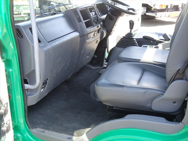 いすゞ フォワード 中型 コンテナ専用車 SKG-FRR90S2(103860) 27枚目