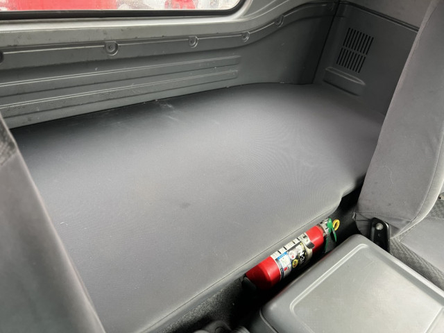 いすゞ フォワード 中型 平ボディ（クレーン付） TKG-FRR90S2(103859) 37枚目