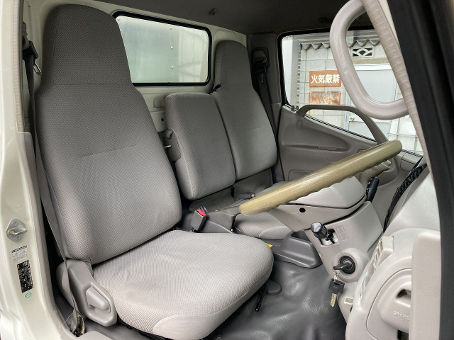 トヨタ ダイナ 小型 バン BDG-XZU338(103865) 15枚目