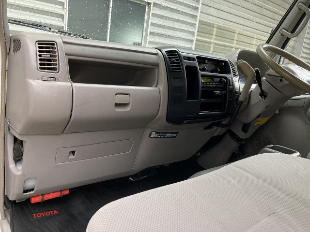 トヨタ ダイナ 小型 バン BDG-XZU338(103865) 20枚目