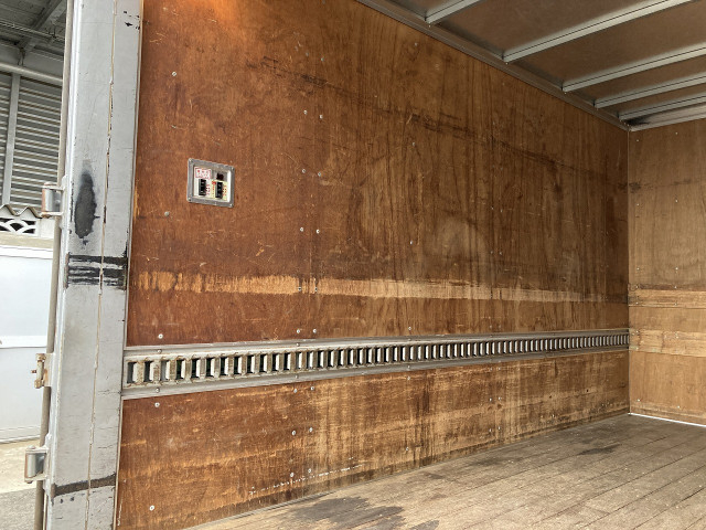 トヨタ ダイナ 小型 バン BDG-XZU338(103865) 21枚目