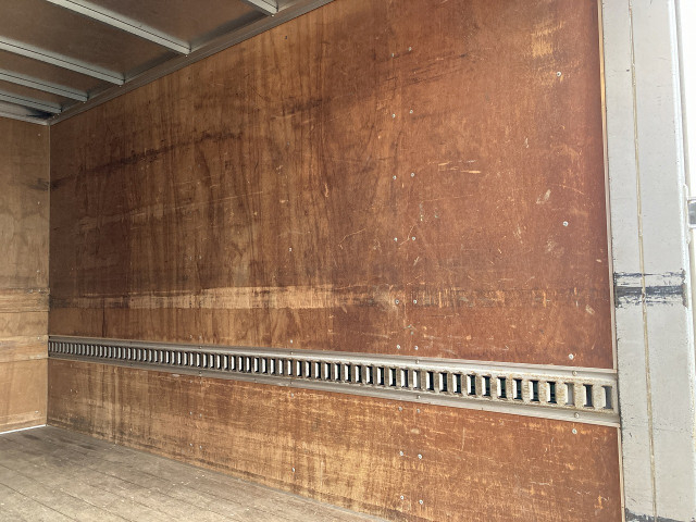 トヨタ ダイナ 小型 バン BDG-XZU338(103865) 22枚目