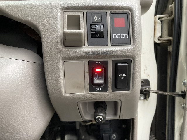 トヨタ ダイナ 小型 バン BDG-XZU338(103865) 37枚目