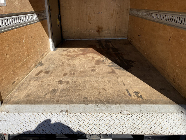 トヨタ トヨエース 小型 バン 2RG-XZU605(103867) 24枚目