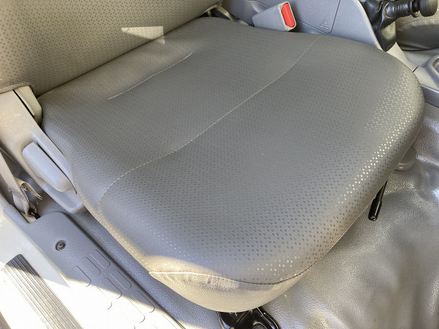 トヨタ トヨエース 小型 バン 2RG-XZU605(103867) 38枚目