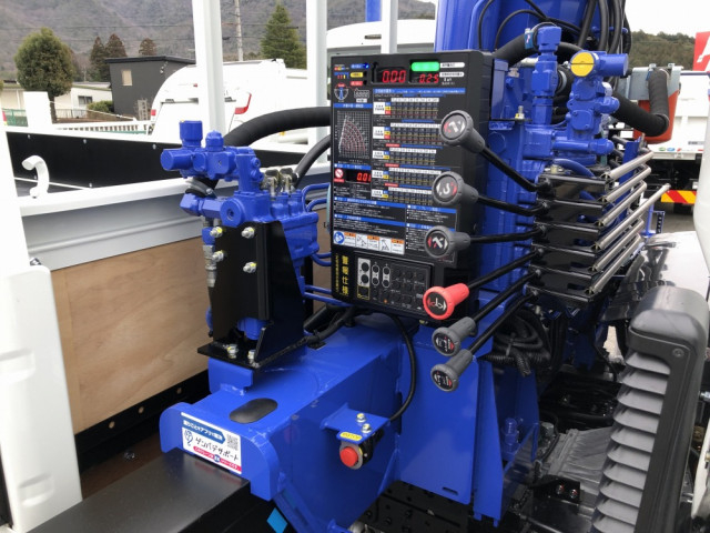 三菱ふそう キャンター 小型 平ボディ（クレーン付） 2PG-FEB90(103869) 18枚目