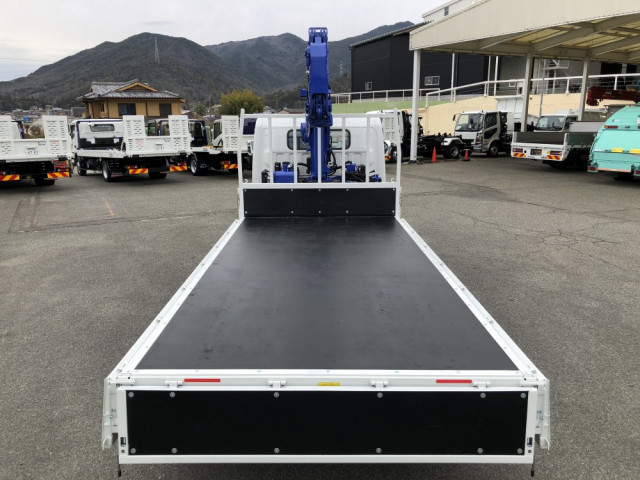 三菱ふそう キャンター 小型 平ボディ（クレーン付） 2PG-FEB90(103869) 25枚目