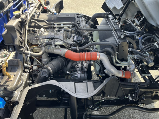 三菱ふそう キャンター 小型 平ボディ（クレーン付） 2RG-FEB80(103870) 16枚目