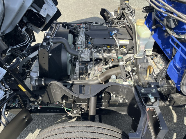 三菱ふそう キャンター 小型 平ボディ（クレーン付） 2RG-FEB80(103870) 17枚目