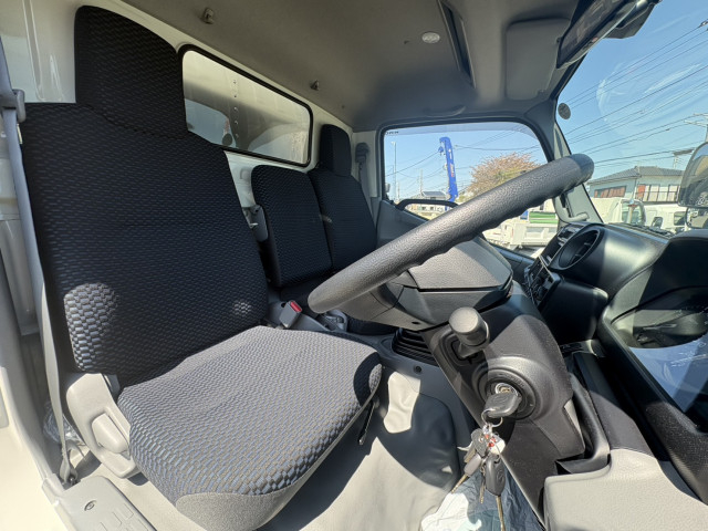 日野 デュトロ 小型 バン 2KG-XZU655M(103871) 22枚目