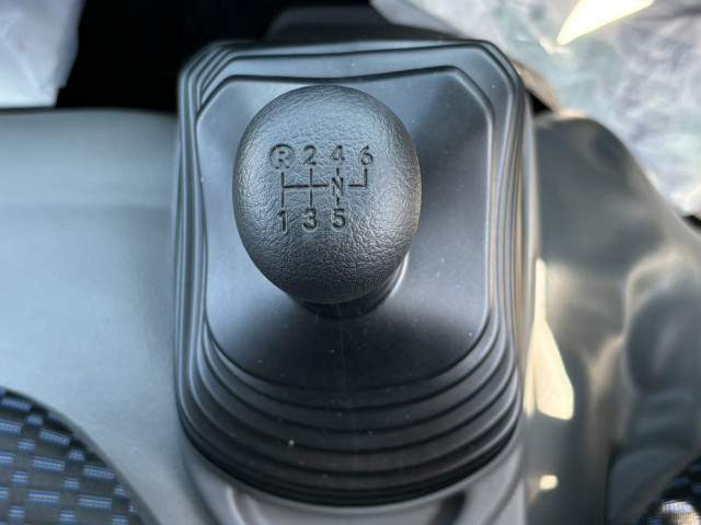 日野 デュトロ 小型 バン 2KG-XZU655M(103871) 24枚目