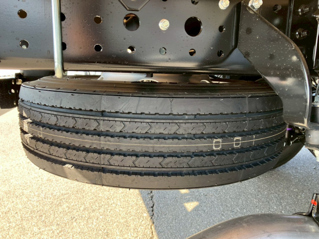 三菱ふそう キャンター 小型 平ボディ 2PG-FEB80(103873) 17枚目