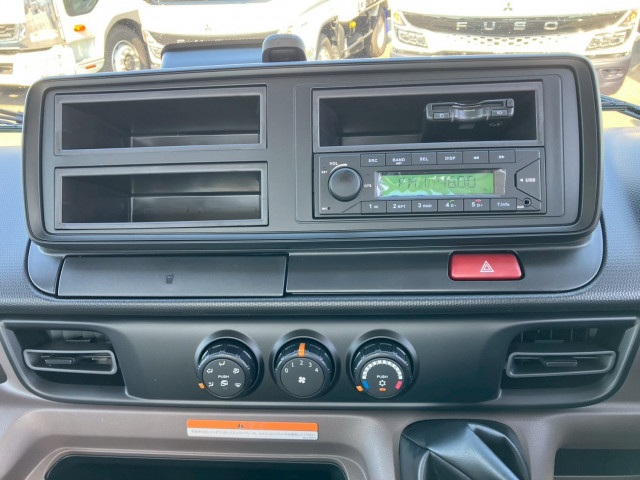 三菱ふそう キャンター 小型 平ボディ 2PG-FEB80(103874) 27枚目