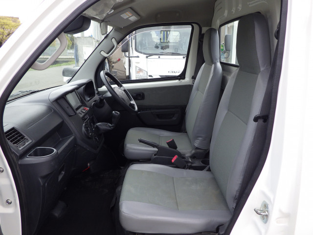 トヨタ タウンエース 小型 平ボディ 5BF-S403U(103875) 8枚目