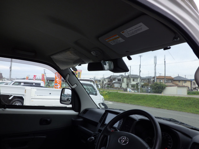 トヨタ タウンエース 小型 平ボディ 5BF-S403U(103875) 19枚目