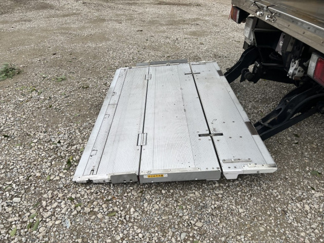 いすゞ エルフ 小型 冷蔵冷凍バン TKG-NPR85YN(103877) 11枚目