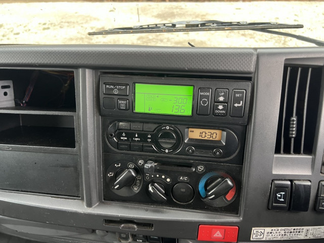 いすゞ エルフ 小型 冷蔵冷凍バン TKG-NPR85YN(103877) 33枚目