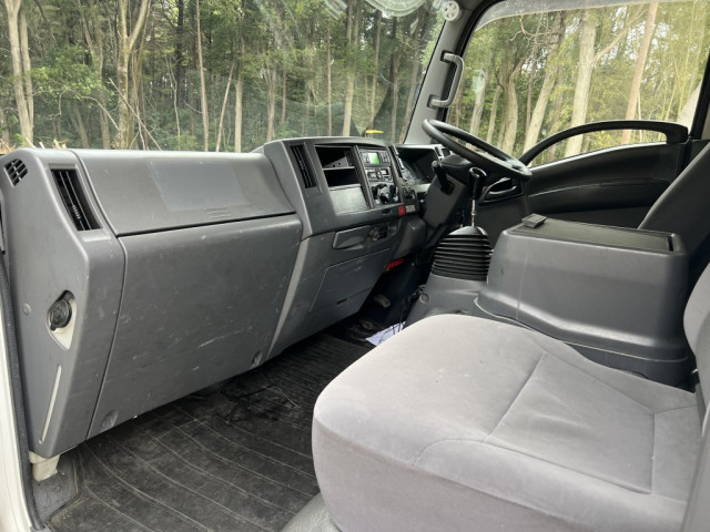 いすゞ エルフ 小型 冷蔵冷凍バン TKG-NPR85YN(103877) 38枚目