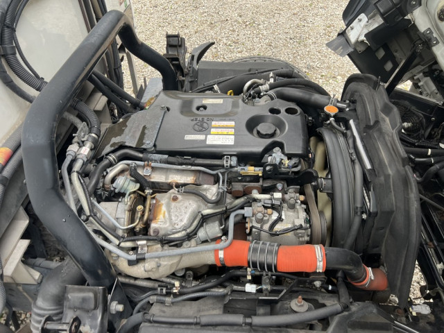 いすゞ エルフ 小型 冷蔵冷凍バン TKG-NPR85YN(103877) 42枚目