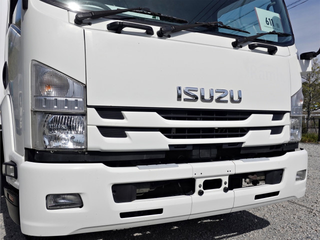 いすゞ フォワード 中型 冷蔵冷凍バン TKG-FRR90T2(103879) 6枚目