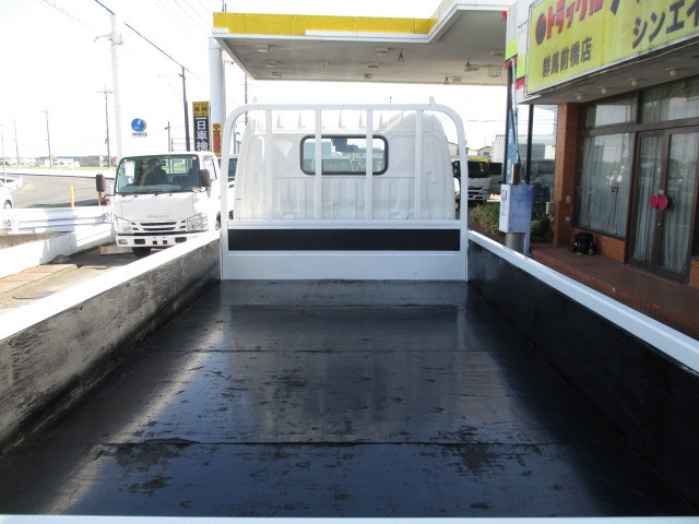 日野 デュトロ 小型 平ボディ TPG-XZU645M(103880) 3枚目