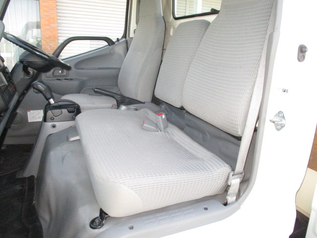 日野 デュトロ 小型 平ボディ TPG-XZU645M(103880) 8枚目