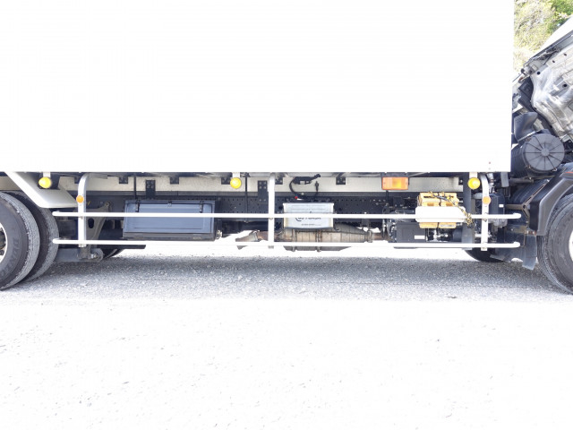 いすゞ フォワード 中型 冷蔵冷凍バン TKG-FRR90T2(103879) 23枚目