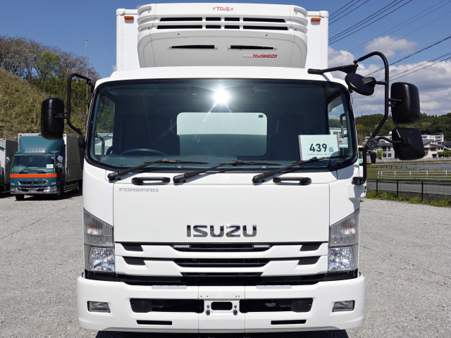 いすゞ フォワード 小型 冷蔵冷凍バン TKG-FRR90T2(103881) 4枚目