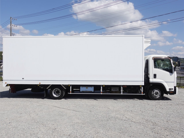 いすゞ フォワード 小型 冷蔵冷凍バン TKG-FRR90T2(103881) 10枚目