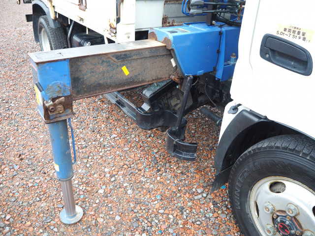 日野 デュトロ 小型 平ボディ（クレーン付） TKG-XZU695M(103885) 9枚目