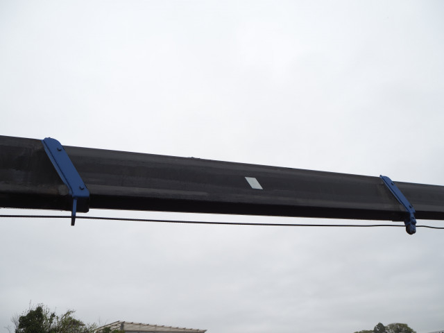 日野 デュトロ 小型 平ボディ（クレーン付） TKG-XZU695M(103885) 17枚目