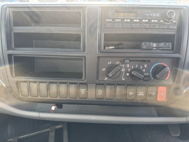 日野 デュトロ 小型 平ボディ TKG-XZU710M(103884) 27枚目