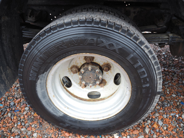 日野 デュトロ 小型 平ボディ（クレーン付） TKG-XZU695M(103885) 25枚目