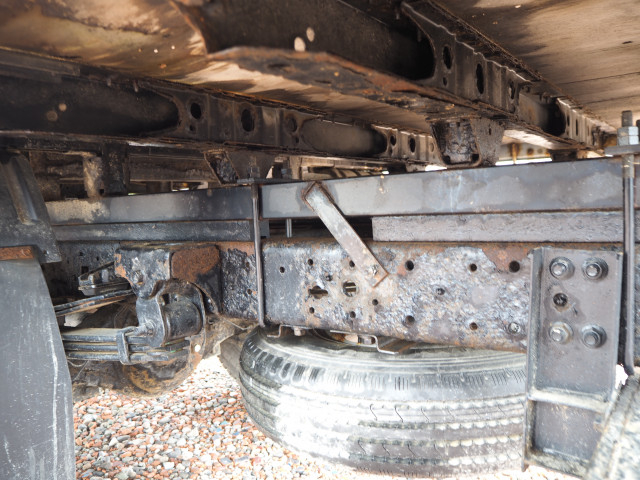 日野 デュトロ 小型 平ボディ（クレーン付） TKG-XZU695M(103885) 28枚目