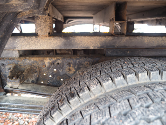 日野 デュトロ 小型 平ボディ（クレーン付） TKG-XZU695M(103885) 30枚目