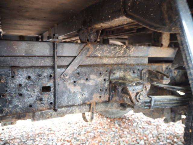 日野 デュトロ 小型 平ボディ（クレーン付） TKG-XZU695M(103885) 31枚目