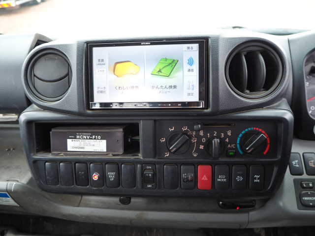 日野 デュトロ 小型 平ボディ（クレーン付） TKG-XZU695M(103885) 45枚目