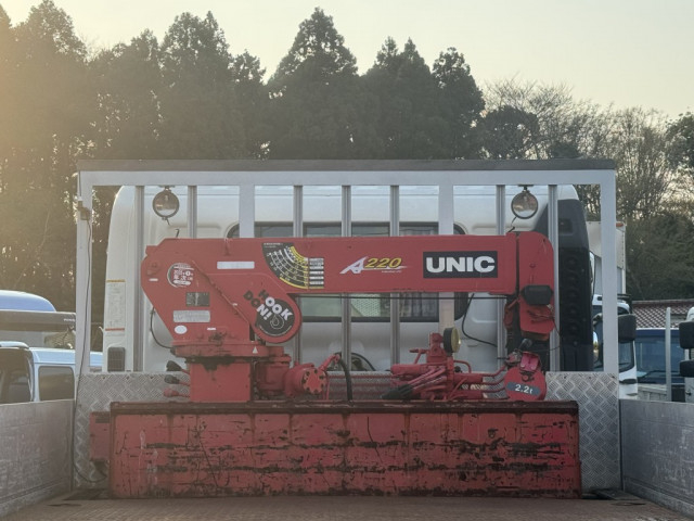 日野 レンジャー 中型 平ボディ（クレーン付） TKG-FD7JLAA(103890) 13枚目