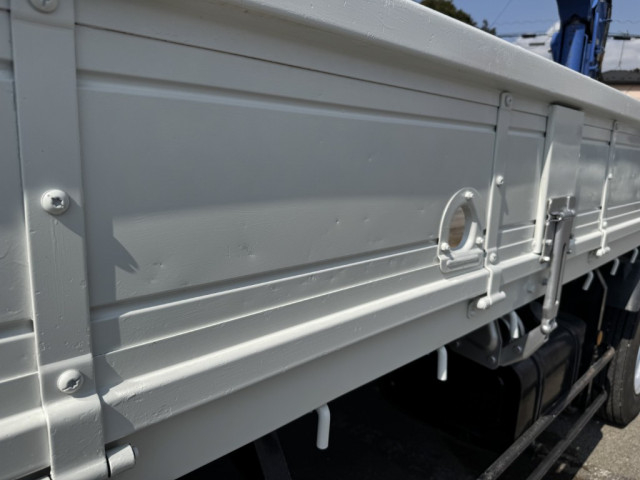 日野 レンジャー 中型 平ボディ（クレーン付） TKG-FC9JKAP(103889) 47枚目