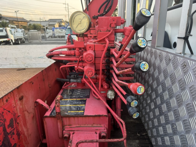 日野 レンジャー 中型 平ボディ（クレーン付） TKG-FD7JLAA(103890) 18枚目