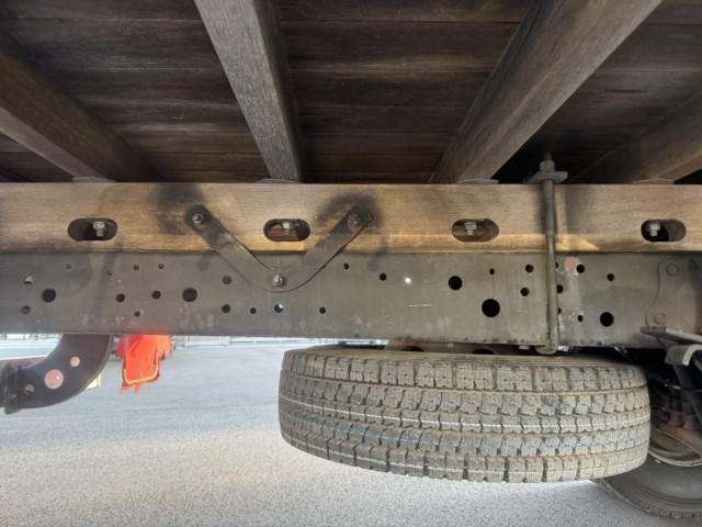 日野 レンジャー 中型 平ボディ（クレーン付） TKG-FD7JLAA(103890) 21枚目