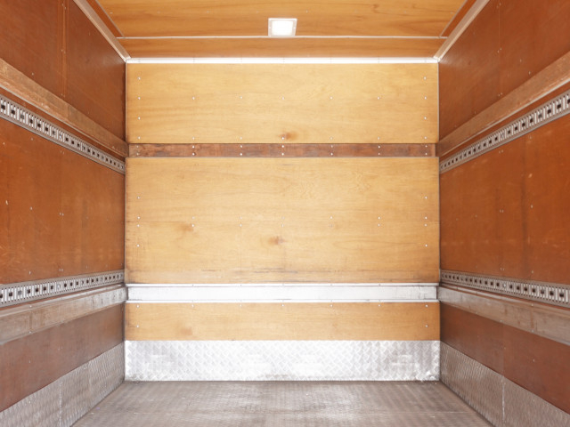 いすゞ フォワード 中型 バン PKG-FRR90S2(103891) 16枚目