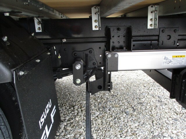 いすゞ エルフ 小型 バン 2RG-NPR88AN(6813) 25枚目