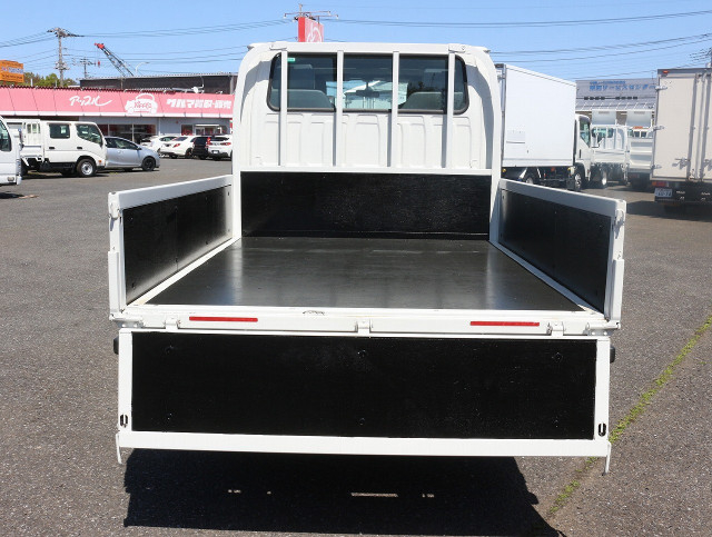 Isuzu elf Small Double cab TRG-NJS85A(103950) 9枚目